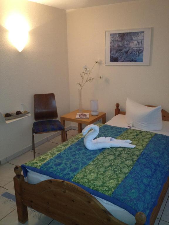 Zum Eichbaum Hotel Hamburg Room photo